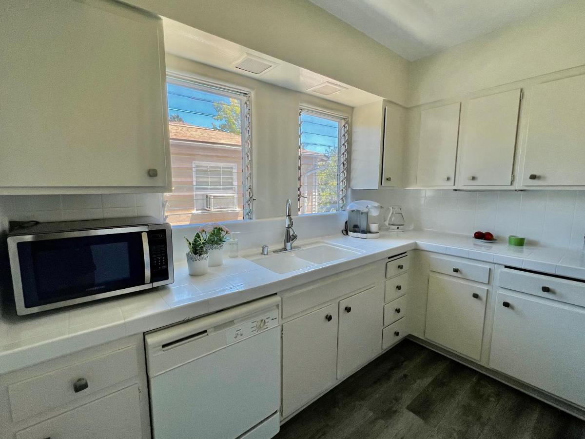 Westwood/ Brentwood/Santa Monica/Ucla Hostel 로스앤젤레스 외부 사진